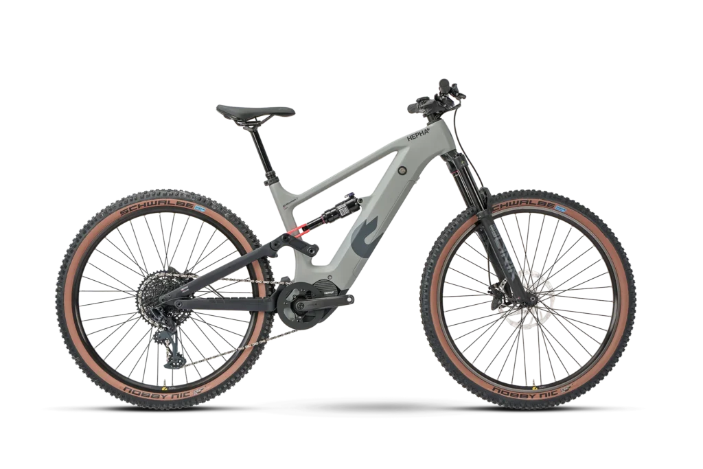 HEPHA_MY26_AllMountain7_Carbon_Ultra